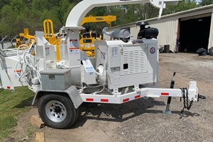 2003 Bandit 200 XP  Wood Chipper - Mobile